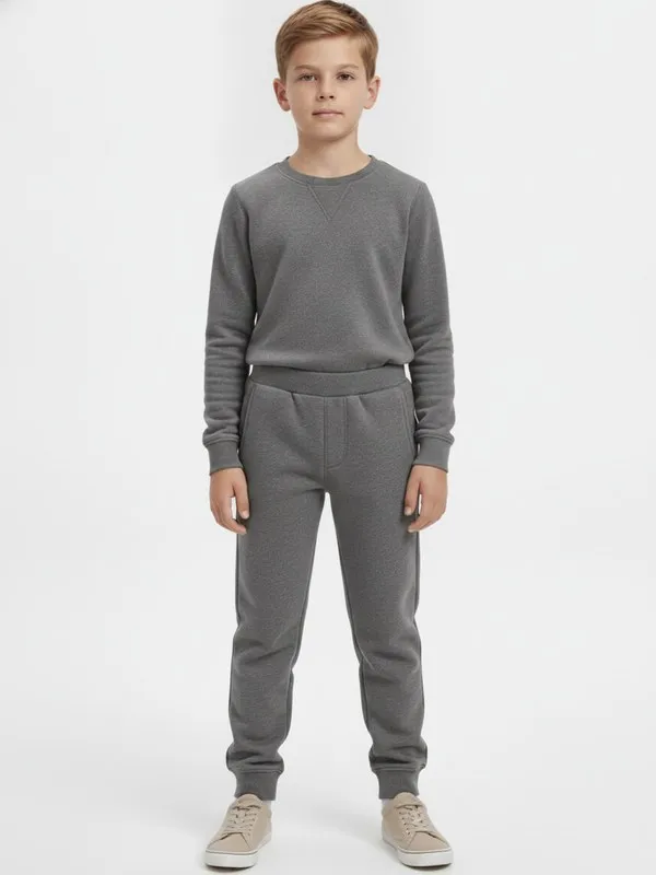 Tarn Kids Jogger in Grey, model shot on white